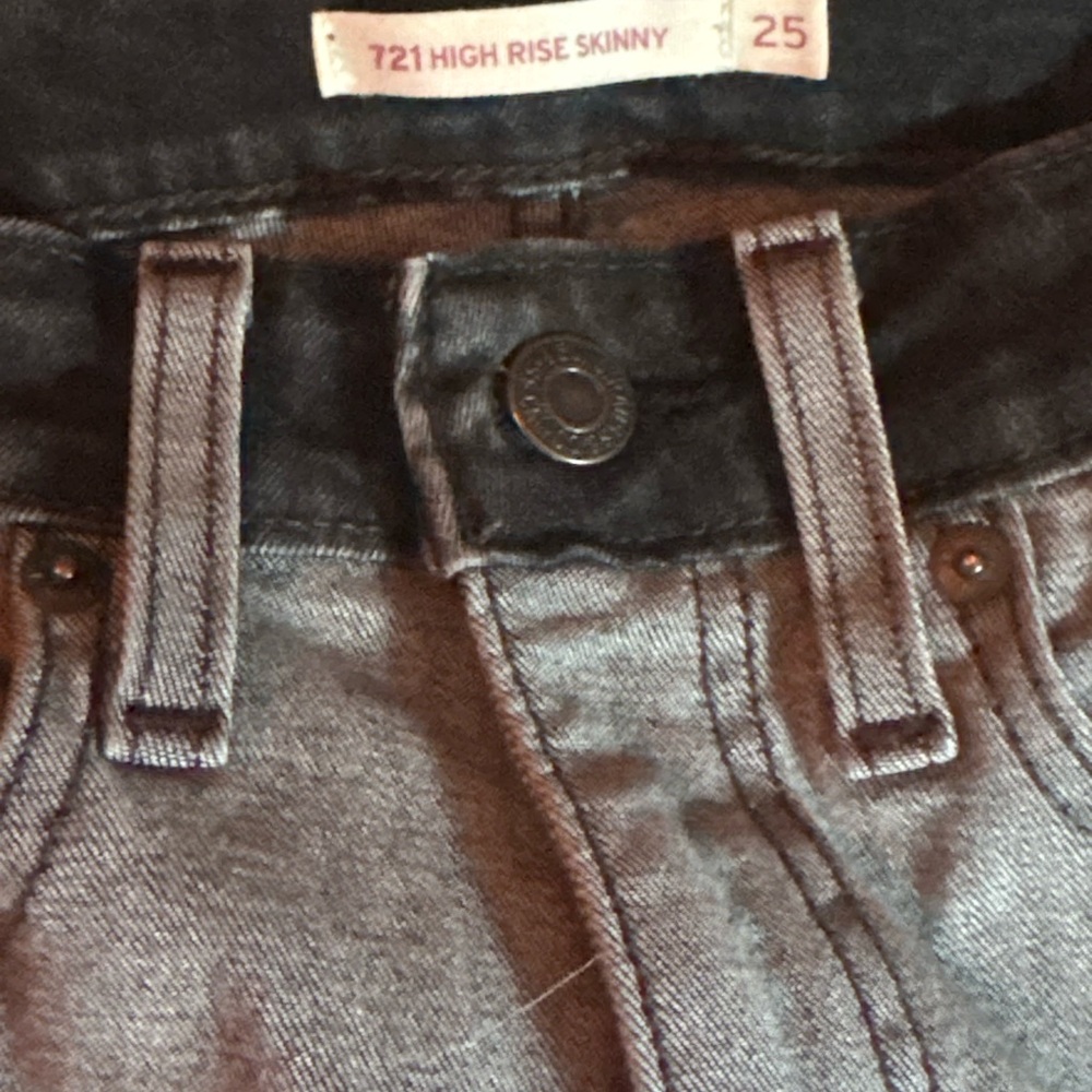 Levi's High Rise Jeans - Dark Gray